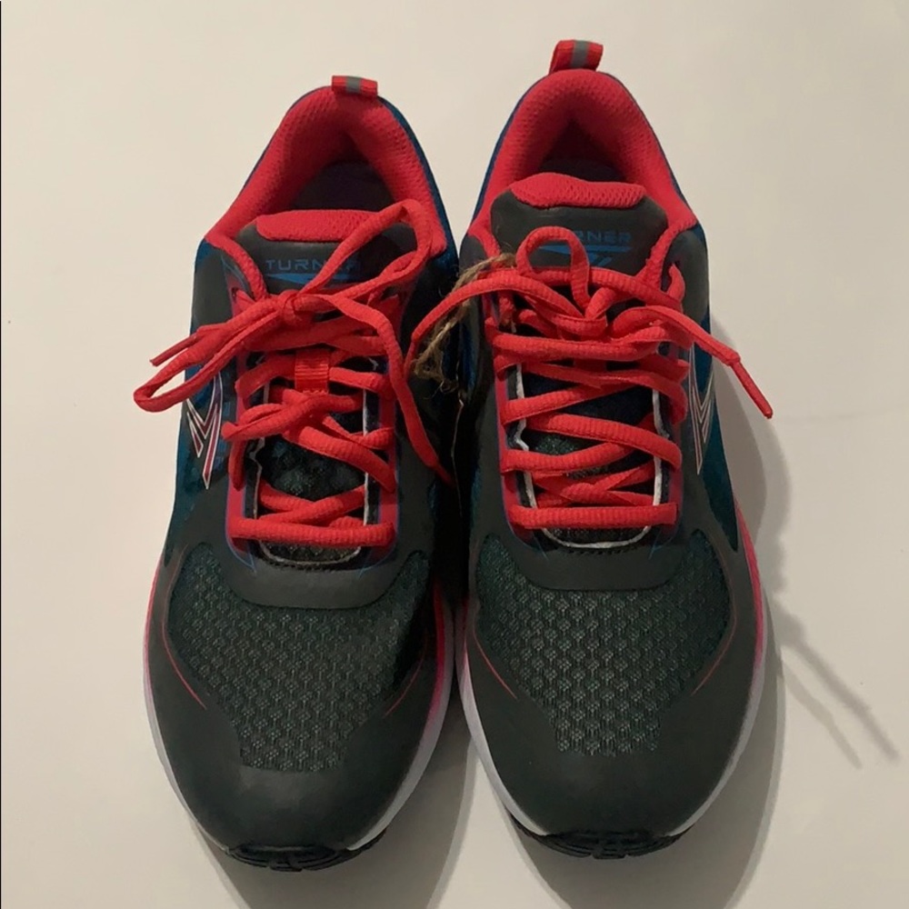 Turner footwear size 8.6 for a woman sneakers